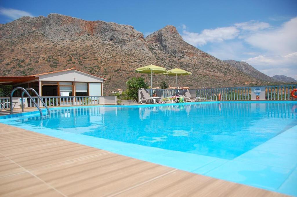 Cathrin Suites Stavros  Luaran gambar