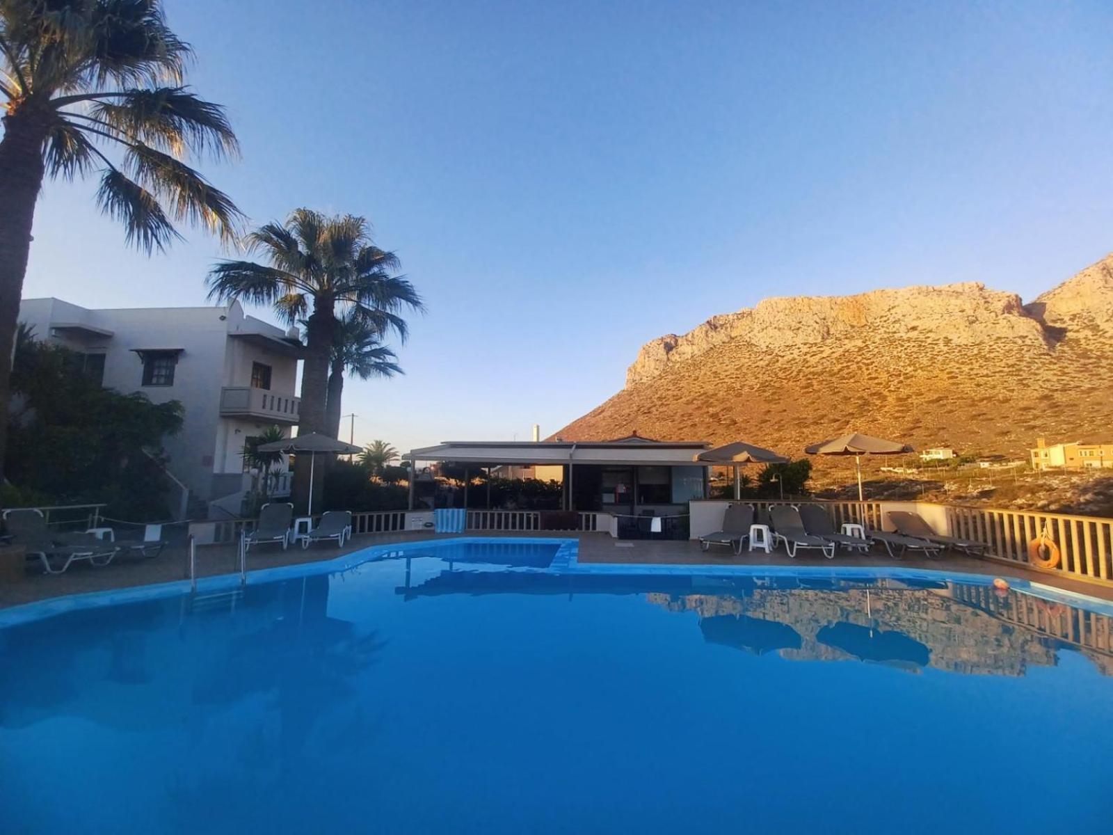 Cathrin Suites Stavros  Luaran gambar