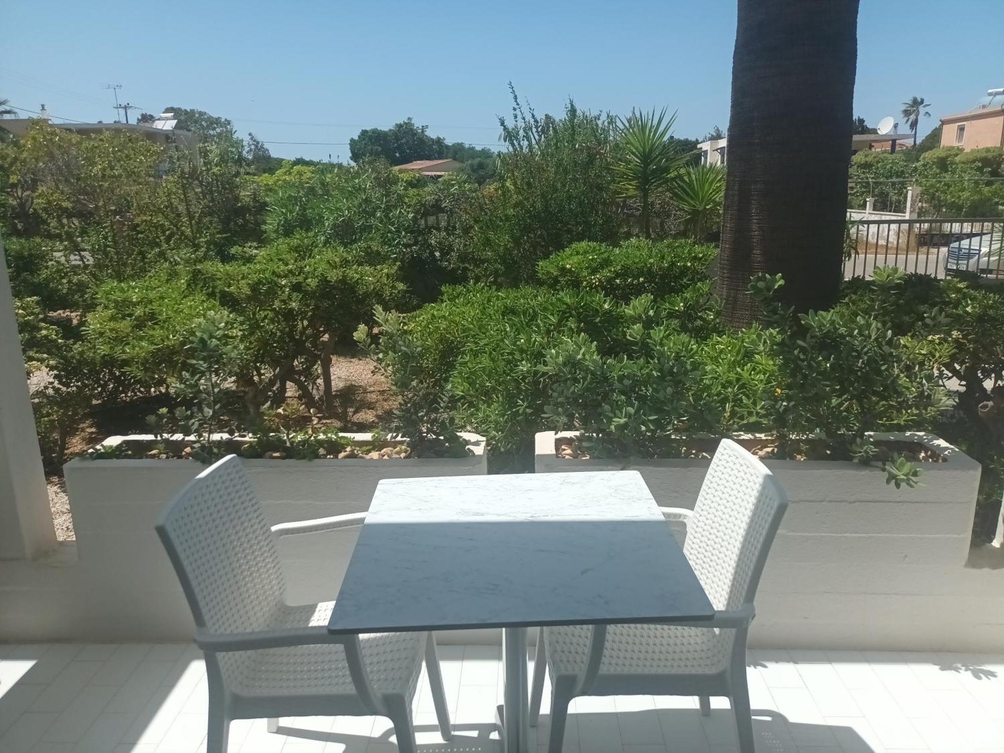 Cathrin Suites Stavros  Luaran gambar